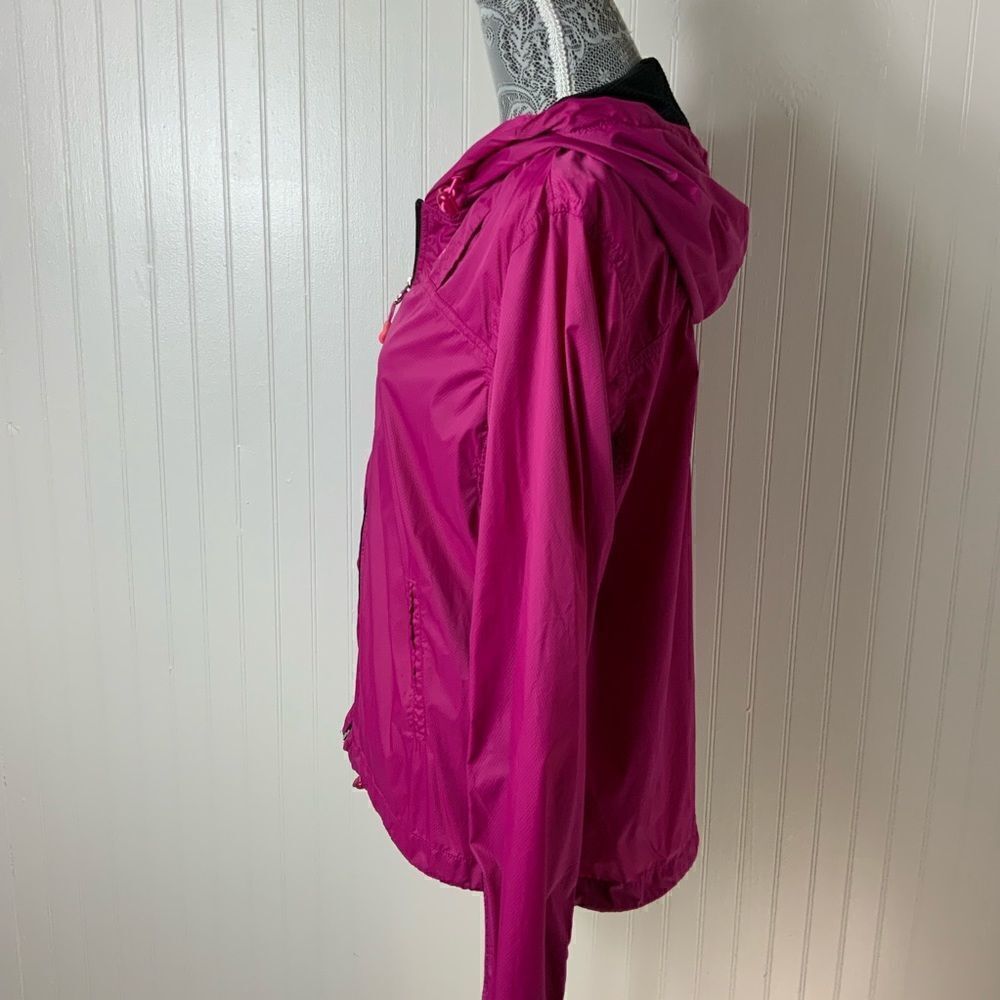 Women’s FILA windbreaker  - Picture 4 of 7